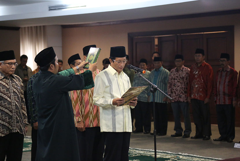 Prof. DR. Nasaruddin Umar Dilantik menjadi Imam Besar Masjid Istiqlal